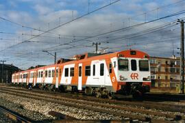 Automotores diésel de la serie 592, 593 y 596 de RENFE, conocidos como "Camellos"
