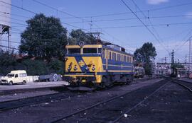 Locomotoras eléctricas de la serie 269 - 201 a 221 y 222 a 331 de RENFE, fabricadas por CAF, MACO...