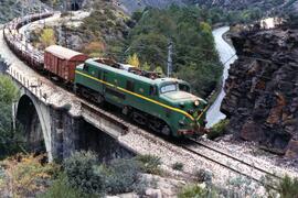 Locomotora eléctrica 7722 de la serie 7700 (Renfe 277)