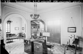 Interior del Pabellón de MZA en la Exposición Iberoamericana de Sevilla de 1929, Sala del Servici...