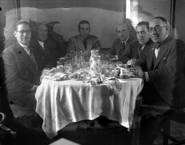 Comida del personal de la oficina de viajes de RENFE en Toledo