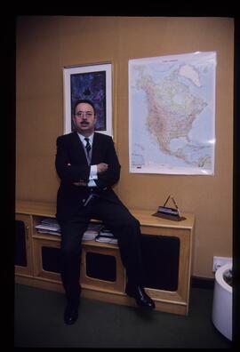 Fernández del Río, Relaciones Internacionales