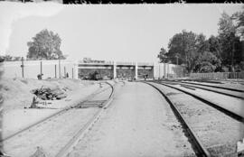 Obras en paso superior, lado Madrid, de la estación de Aranjuez de la línea de Madrid a Alicante