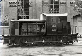 Vista general de una locomotora diésel - eléctrica de maniobras de la serie 10301 a 10320 de RENF...