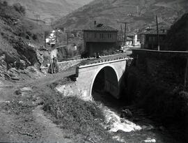 Estación de Puente de los Fierros de la línea de León a Gijón