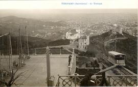 Vista desde una terraza del Tibidabo de Barcelona