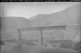 Puente viejo de Huéznar I en el km 160,100 de la línea de Mérida a Sevilla, situado dentro del té...