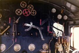 Detalle de la robinetería de la cabina de la locomotora 241-2001 (Ex MZA 1701), "Montaña&quo...
