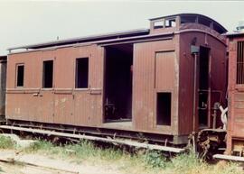 Furgón E 2 de los Ferrocarriles de Mallorca en la estación de Palma