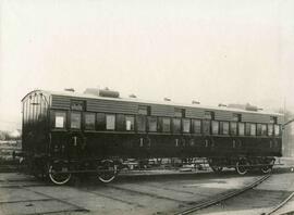 Coche de viajeros de 1ª clase AA fvx del Ferrocarril de Bobadilla a Algeciras (FCBA), construido ...