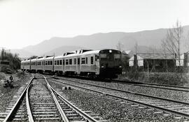 Automotor diésel serie 592 - 137 - 4 de RENFE "Camellos"