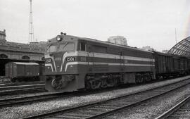 Locomotora diésel - eléctrica Alco 2101, de la serie 2101 a 2180 de RENFE, posteriormente renumer...