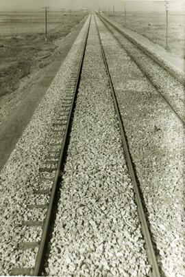 TÍTULO DEL ÁLBUM : Parte semestral de obras / Red Nacional de los Ferrocarriles Españoles. Vía y ...