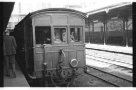 Coches del Fc. Vasco-Asturiano en el Tren especial para la Asociación de Amigos del Ferrocarril