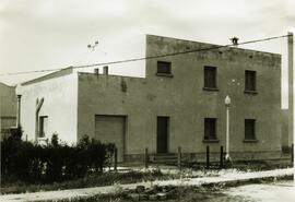 Viviendas de personal ferroviario en Mataró, pertenecientes al proyecto de electrificación del &q...