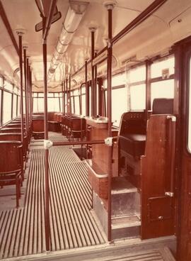 Interior del coche del tranvía de Bremen