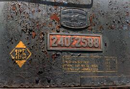 Placas de matriculación y fabricación  de la locomotora de vapor 240 F - 2588 de RENFE, fabricada...