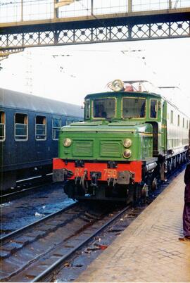 Locomotora eléctrica 275 - 010 - 7 (ex 7510)