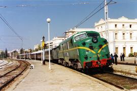 Locomotora eléctrica 7702 de la serie 7700 (Renfe 277)