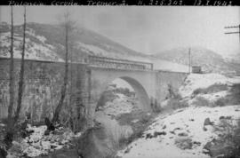 Puente nº 2 sobre el río Tremor, situado en el km 225,342 de la línea de Palencia a La Coruña