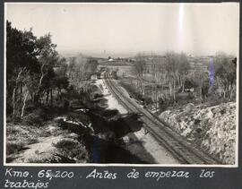 Vista de la vía antes de comenzar los trabajos de renovación de la vía, en el km 65,200 de la lín...