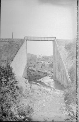 Puente de San Pedro en el km 166,022 de la línea de Mérida a Sevilla, dentro de la provincia de S...