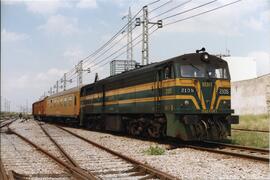 Locomotora diésel - eléctrica 321 - 005 - 1 de la serie 321 - 001 a 080 de RENFE, ex 2105 de la s...