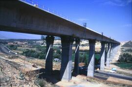 Construcción de viaducto de la línea Madrid-Barcelona-Frontera Francesa