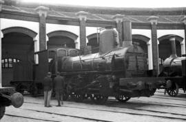 Exposición de material rodante en el antiguo depósito de la estación de Vilanova i La Geltrú, con...