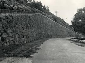 Vista del muro de contención de Quintela