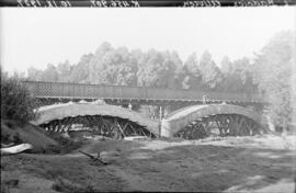 Sustitución de puentes metálicos. Línea Madrid a Badajoz, km 456,907. Puente Aljucén.