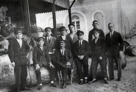Personal ferroviario en la estación de Zaragoza - Arrabal