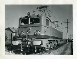 Locomotora eléctrica de la serie 276.001 a 137 (ex serie 7601 a 7699 / 8601 a 8637) de RENFE