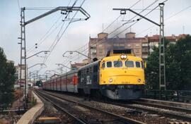 Locomotora diésel 2003-T "Virgen del Perpetuo Socorro", luego renumerada como 352 - 003...