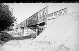 Puente sobre el río Muga