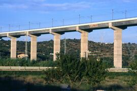 Tramo del viaducto del Ebro en el Corredor Mediterráneo