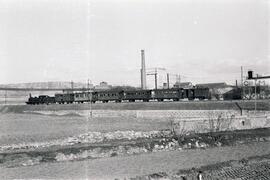 Composición de tren obrero remolcado por la locomotora de vapor 030 - 2107 "El Alagón" ...