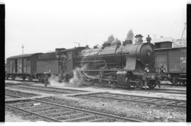 Locomotora de vapor 713 de CP, con rodaje 140, en la estación de Viana do Castelo de la línea de ...