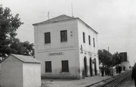 Estación de Móstoles de la línea de vía estrecha de Madrid a Villa del Prado y Almorox