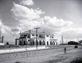 Estación de La Rinconada. Edificio de viajeros, fachada anterior