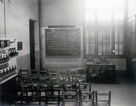 Biblioteca en la estación de Barcelona-Término