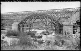 Sustitución de puentes metálicos. Línea Madrid a Badajoz, km 289,182. Puente sobre el río Guadalmez