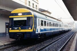 Electrotrenes serie 444-500, construidos por Construcciones y Auxiliar de Ferrocarriles (CAF) y M...