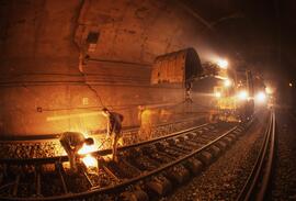 Renovación de vía en el túnel de Sabadell