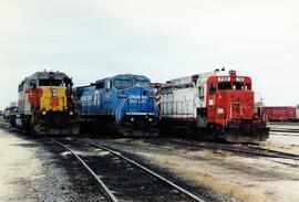 Noth Fond du Lac - Shops Yard. Vista de las locomotoras diésel WC-6004 (SD40-2), ex AC de la Comp...