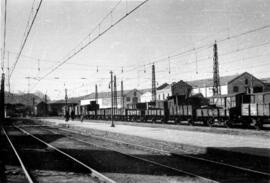 Catenaria en zona de vías de la estación de Terrassa o Tarrasa