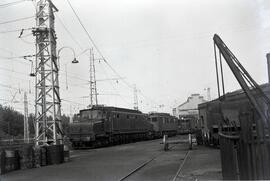 Locomotoras eléctricas de las series 274 - 001 a 024 y 275 - 001 a 012 de RENFE, ex serie 7401 a ...