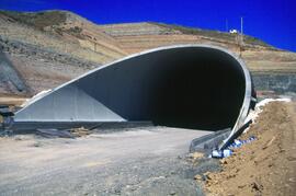 Construcción del túnel de las Hechiceras