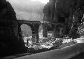 Viaducto de las Termópilas o de Pancorbo, en el km 441,250 de la línea Madrid a Irún