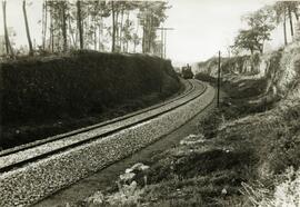 TÍTULO DEL ÁLBUM : Parte semestral de obras / Red Nacional de los Ferrocarriles Españoles. Vía y ...